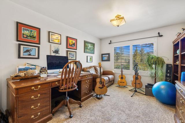 59371 Devils Ladder Road, Mountain Center CA: https://media.crmls.org/mediaz/108e4962-a825-4701-b73e-7af6a722411b.jpg