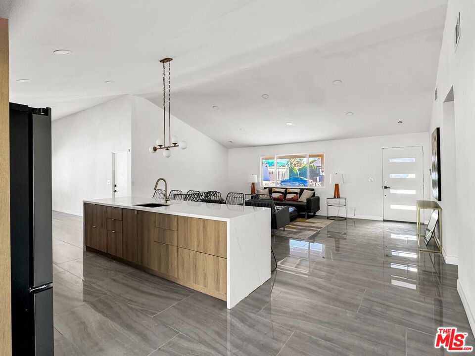 MLS #25617085 image #8