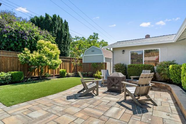 2369 Walden Square, San Jose CA: https://media.crmls.org/mediaz/108e8a47-8d36-47f4-8729-ef19ff340a3d.jpg