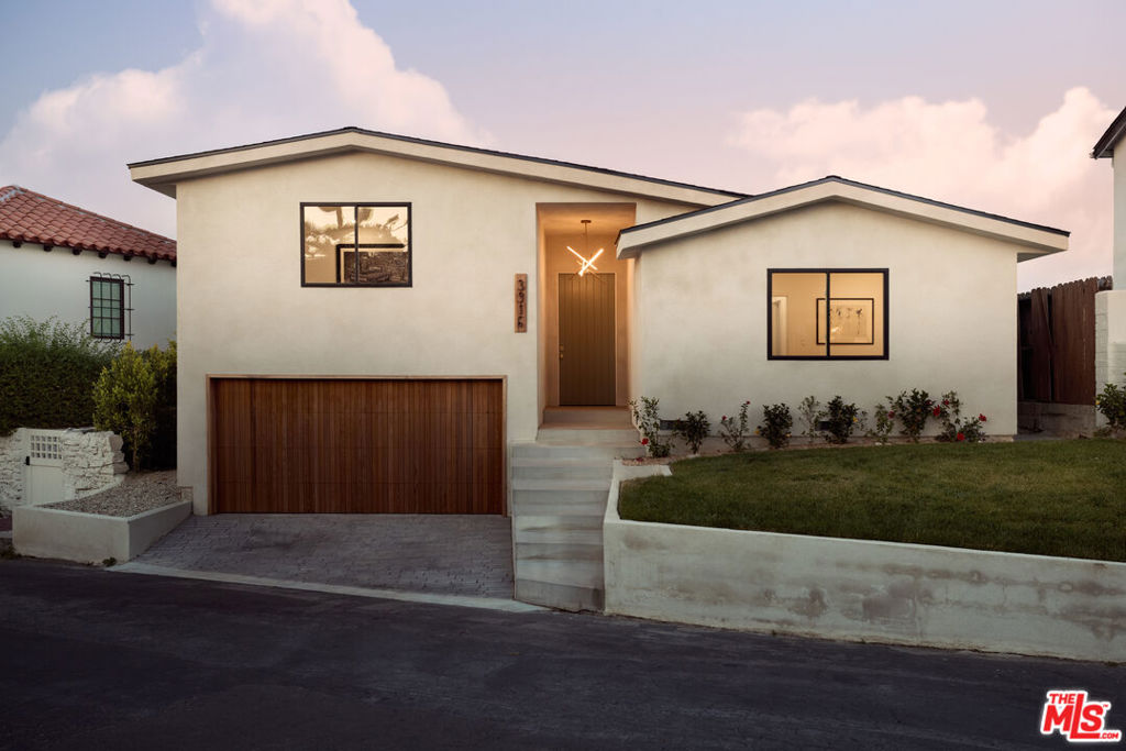 3916 Glenridge Drive