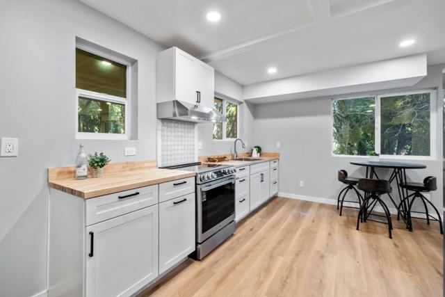 831 Hillcrest Drive, Felton CA: https://media.crmls.org/mediaz/108f024b-10ef-4361-ab01-e75948a4c744.jpg