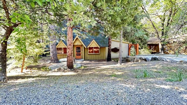 52143 Acorn Lane, Idyllwild CA: https://media.crmls.org/mediaz/108f497b-6801-40ea-b1d2-daea59dc2bc1.jpg
