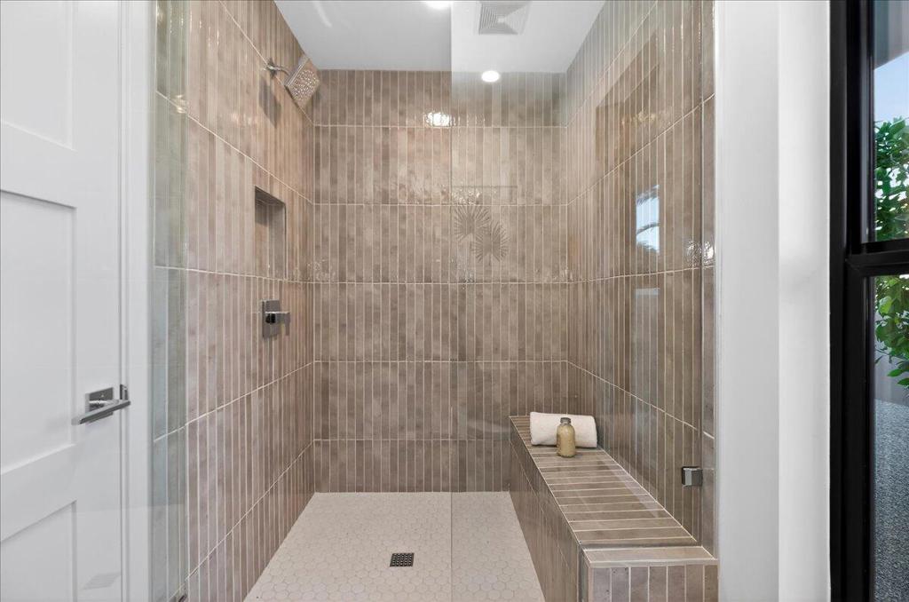 MLS #219138751DA image #32