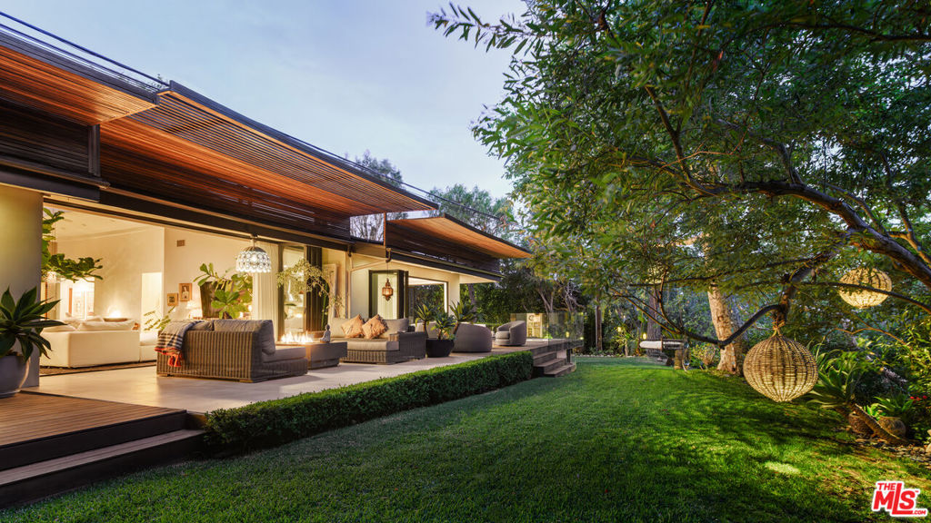 33020 Pacific Coast Highway — Contemporary