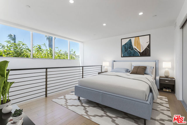 803 Wilcox Avenue, Los Angeles CA: https://media.crmls.org/mediaz/10903cd0-8b3a-457a-a182-d6d708db0565.jpg