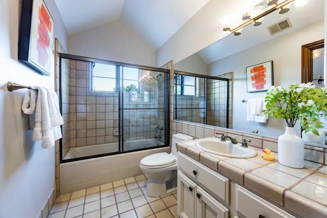 976 Laurel Glen Drive, Palo Alto CA: https://media.crmls.org/mediaz/10905b0a-854a-4b20-935e-b21ae417f0e2.jpg