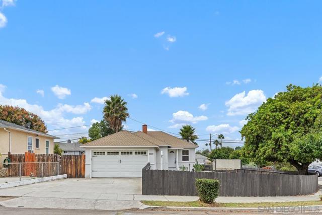 2069 Dayton Drive, Lemon Grove CA: https://media.crmls.org/mediaz/1090b4ad-952c-438d-9331-a935f989ebac.jpg
