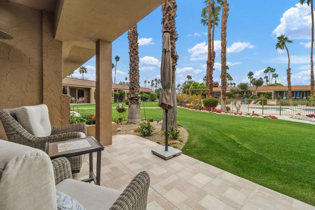45475 Pueblo Road, Indian Wells CA: https://media.crmls.org/mediaz/1091801c-286e-43e6-975e-b1307ebfd0a8.jpg
