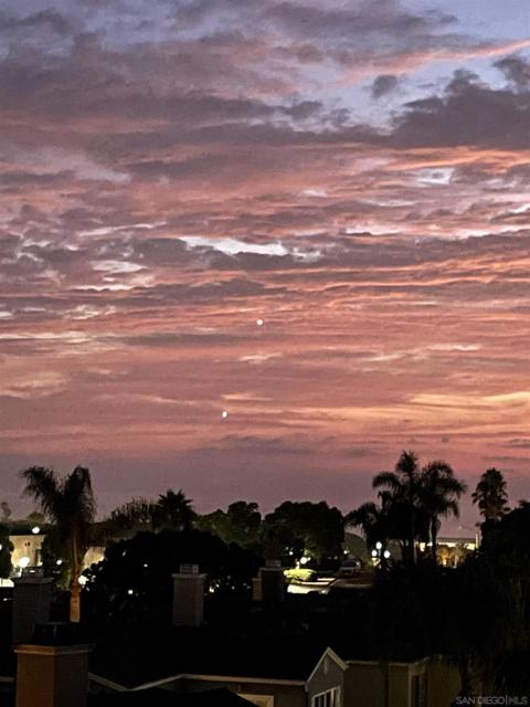 457 Arden Drive, Encinitas CA: https://media.crmls.org/mediaz/10918f8a-f765-4edd-9b16-221b24840420.jpg