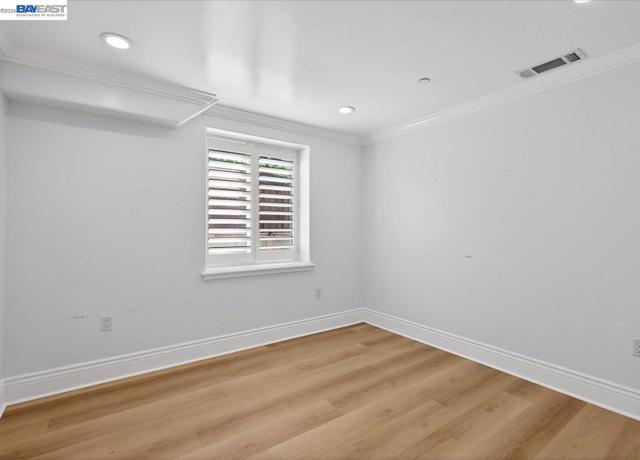 Image 29 of 60 For 920 Happy Valley Rd