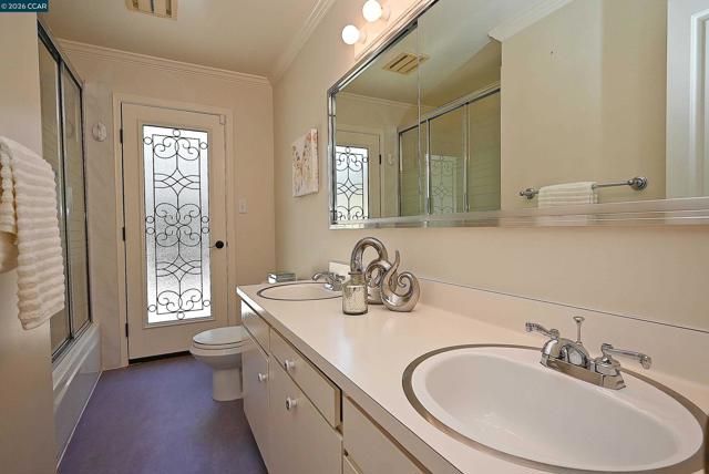 Image 47 of 60 For 2810 Wright Ave