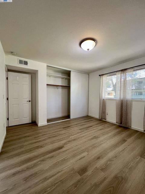 3287 Shadow Park Pl, San Jose CA: https://media.crmls.org/mediaz/10931926-50e9-44af-8d2d-760f06e5b94f.jpg