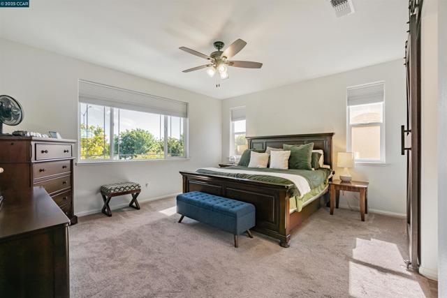 158 Wooley Creek Way, Brentwood CA: https://media.crmls.org/mediaz/1093f543-521d-4171-82d1-e6c77e03f39c.jpg