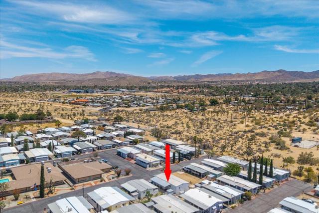 7425 Church Street, Yucca Valley CA: https://media.crmls.org/mediaz/10954b44-d6fb-422c-9b03-d65013848a2e.jpg