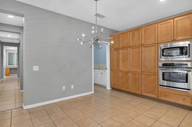 2073 Via Alba, Palm Desert, CA 92260