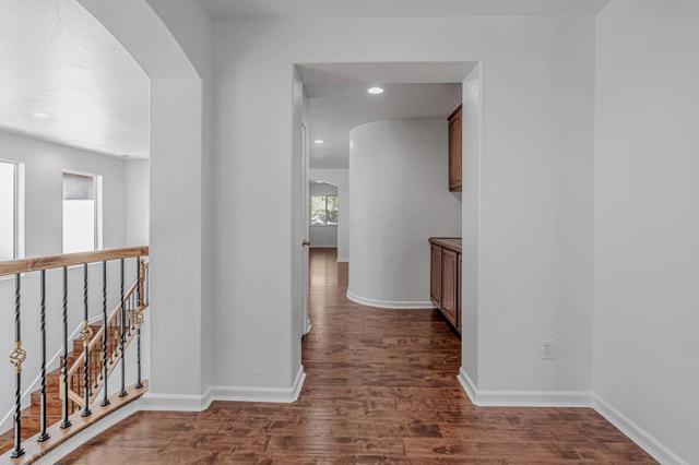 1619 Tumbleweed Way, Los Banos CA: https://media.crmls.org/mediaz/10984ce4-e903-4903-a62a-f814312ff4e5.jpg
