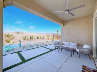 10 Zinfandel, Rancho Mirage CA: https://media.crmls.org/mediaz/1098df51-91fa-44f3-9927-bba30390ab33.jpg