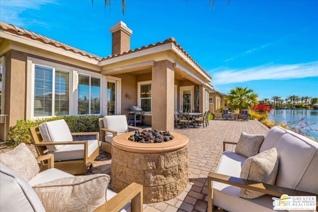 109 Shoreline Drive, Rancho Mirage CA: https://media.crmls.org/mediaz/1098e616-c5e1-4d9d-bb4e-891f03186877.jpg