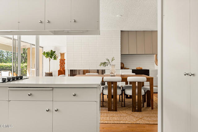 Detail Gallery Image 16 of 37 For 5511 Vista Canada Pl, La Canada Flintridge,  CA 91011 - 3 Beds | 2 Baths