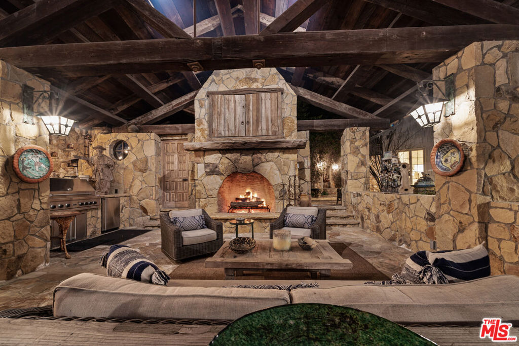 MLS #26845965 image #32