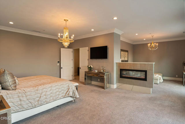 1069 Corte Barroso, Camarillo CA: https://media.crmls.org/mediaz/109b24fc-e064-473a-892d-c0595178f951.jpg