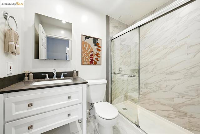 567 Oakland Ave., Oakland CA: https://media.crmls.org/mediaz/109bc553-2881-4845-833a-24d88b37242c.jpg