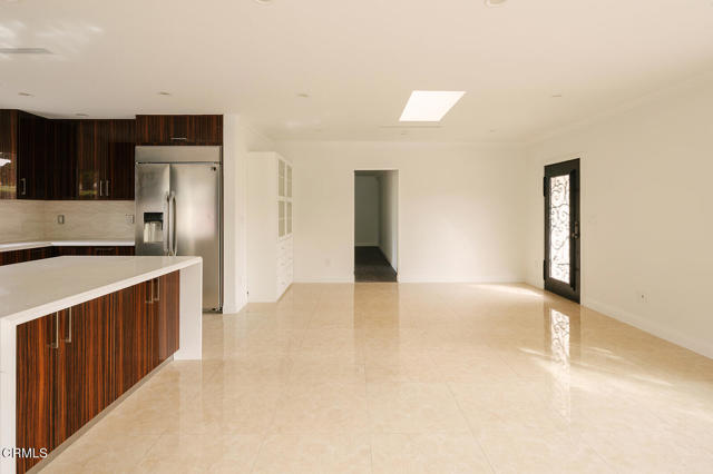 Detail Gallery Image 9 of 72 For 2506 Weston Pl, Glendale,  CA 91208 - 3 Beds | 2 Baths