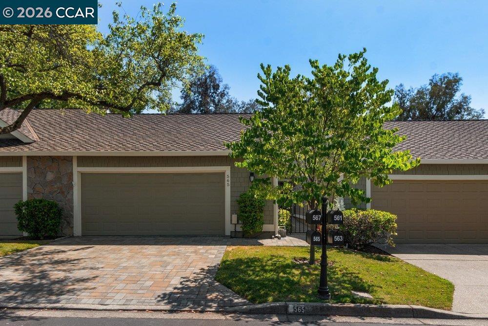 565 Silver Lake Dr