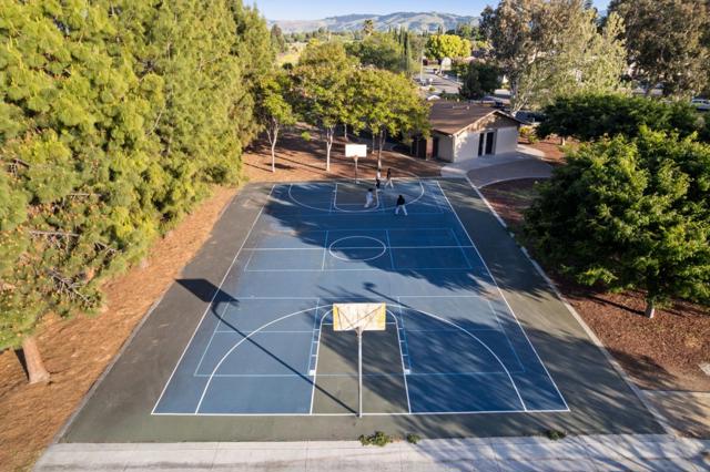 433 Hyde Park Drive, San Jose CA: https://media.crmls.org/mediaz/109d9b70-125f-4c0e-b2c8-0d9616e00e79.jpg