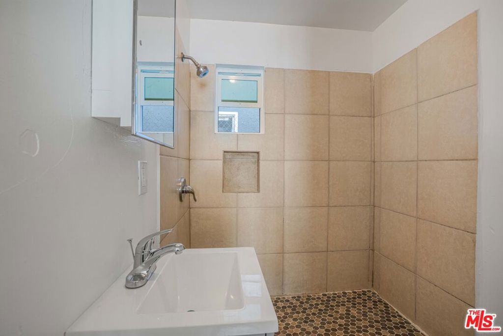 MLS #25597431 image #31