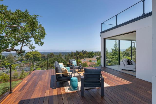 3964 Jefferson Avenue, Redwood City CA: https://media.crmls.org/mediaz/109ee532-4530-4b7c-94c8-bd4f762921a2.jpg