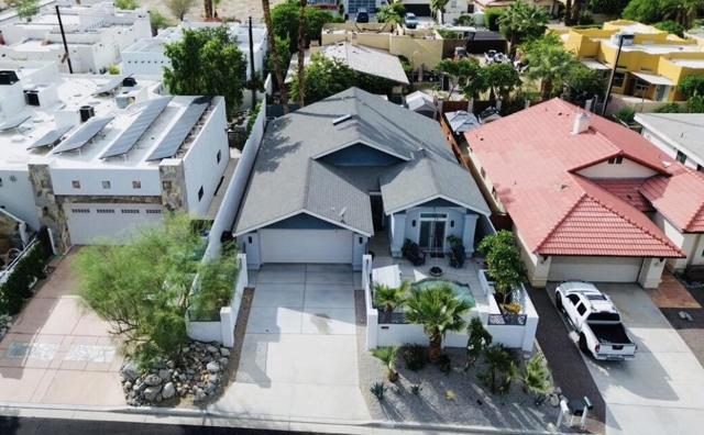 54925 Avenida Alvarado, La Quinta CA: https://media.crmls.org/mediaz/10a09cc4-c04c-4162-adcb-51f82b2a1734.jpg