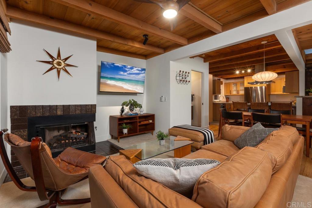 2034 Mackinnon Avenue - photo 12