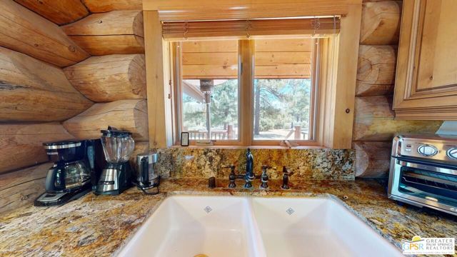 60164 Devils Ladder Road, Mountain Center CA: https://media.crmls.org/mediaz/10a0fec1-718b-4846-bcc5-6bb179152ac8.jpg