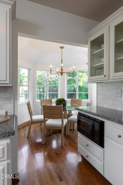 2440 Coniston Place, San Marino CA: https://media.crmls.org/mediaz/10a1cc40-9654-46b3-8020-418eab423f80.jpg