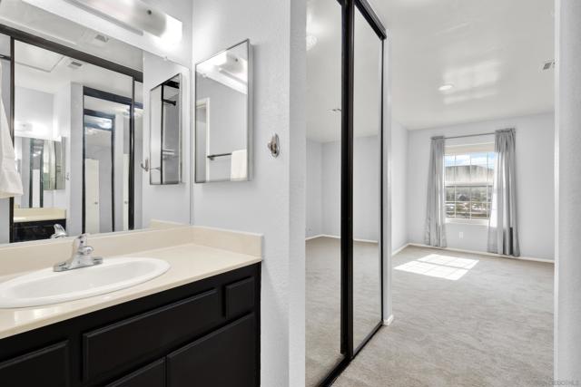 10357 Azuaga St, San Diego CA: https://media.crmls.org/mediaz/10a208f2-bee8-4f4e-b306-d1de10841874.jpg