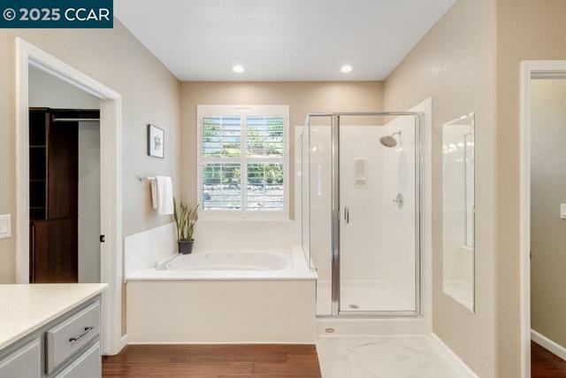 113 St Laurent Ct, Martinez CA: https://media.crmls.org/mediaz/10a25d39-0a25-4cc2-a93a-251d7ac51fa0.jpg