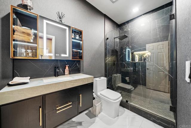 2062 Pleasant Waters Ct, Spring Valley CA: https://media.crmls.org/mediaz/10a28613-a93c-4295-9669-93043c61d767.jpg