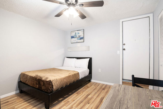 930 Fraser Avenue, Los Angeles CA: https://media.crmls.org/mediaz/10a2feba-e947-4582-82b8-eadfb876f836.jpg