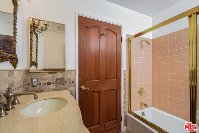 Drew Fenton | 16581 Via Floresta Pacific Palisades CA | MLS: 7445557 Drew Fenton | 16581 Via Floresta Pacific Palisades CA | MLS: 7445557