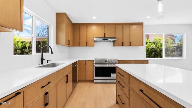 4 Bed Home for Sale in Thousand Oaks, California