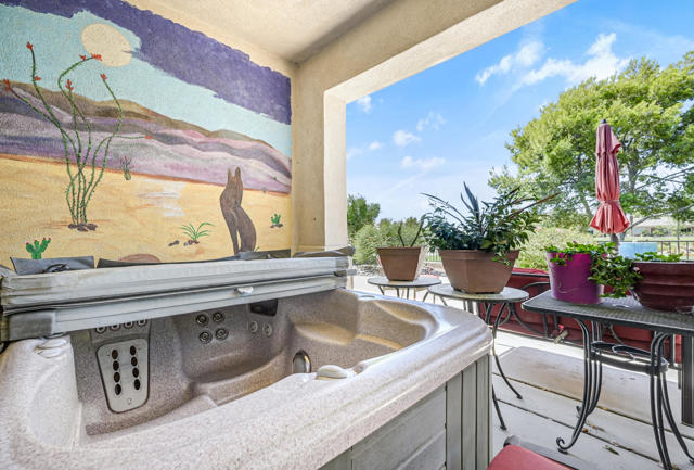 81193 Avenida Tres Lagunas, Indio CA: https://media.crmls.org/mediaz/10a506f8-abb1-40de-9e51-3f5678fdfd8a.jpg