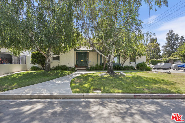 4659 Morse Avenue, Sherman Oaks CA: https://media.crmls.org/mediaz/10a54c79-5800-40b0-a8ad-388a19926801.jpg