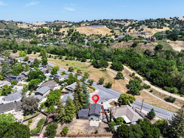 6843 Dalmeny Court, San Jose CA: https://media.crmls.org/mediaz/10a70757-82fb-4b36-834b-965a3a333b22.jpg