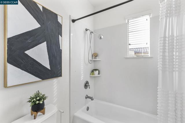 7509 Balmoral Way, San Ramon CA: https://media.crmls.org/mediaz/10a723e6-cc70-4a53-ae6f-04b5164dd594.jpg
