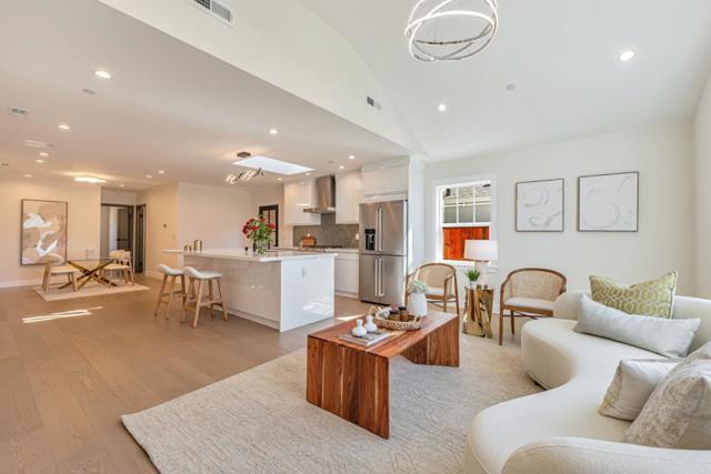 529 Hobart Avenue, San Mateo CA: https://media.crmls.org/mediaz/10a76fc3-4f8b-4886-83f9-e582ffebe415.jpg