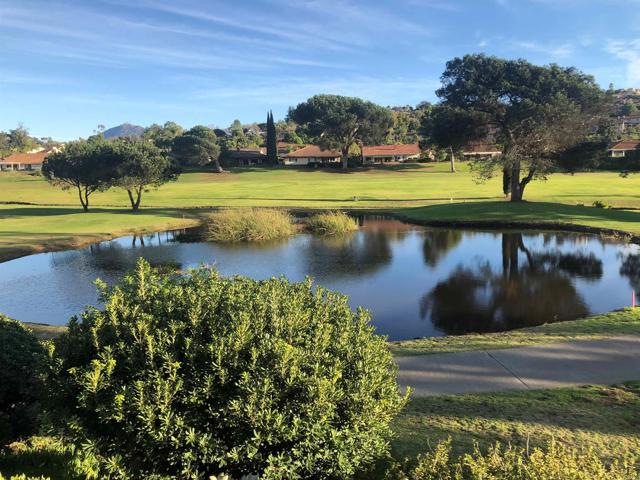 17788 Caminito Balata, San Diego CA: https://media.crmls.org/mediaz/10a82b30-e105-4889-922b-ac2b10b9e351.jpg