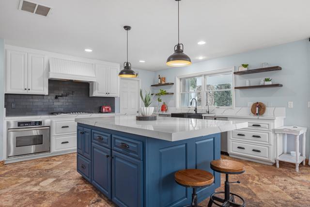 Detail Gallery Image 19 of 75 For 22053 Highland St, Wildomar,  CA 92595 - 5 Beds | 3/2 Baths