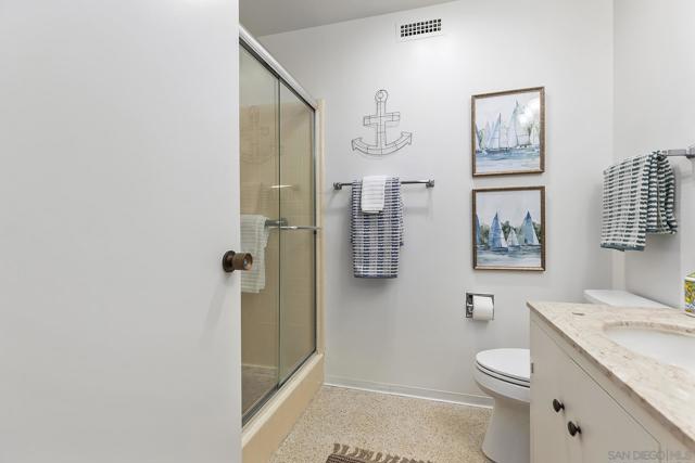 390 San Antonio Ave, Point Loma, California 92106, 2 Bedrooms Bedrooms, ,2 BathroomsBathrooms,Condominium,For Sale,San Antonio Ave,250001421SD