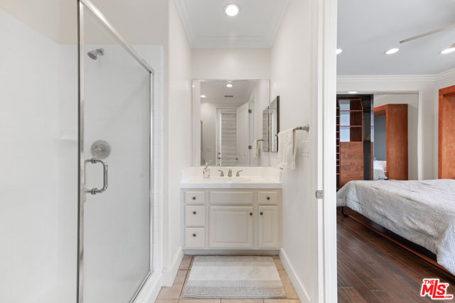 7416 Wiscasset Drive, West Hills CA: https://media.crmls.org/mediaz/10a89e2b-7511-42eb-9134-8254e632109e.jpg